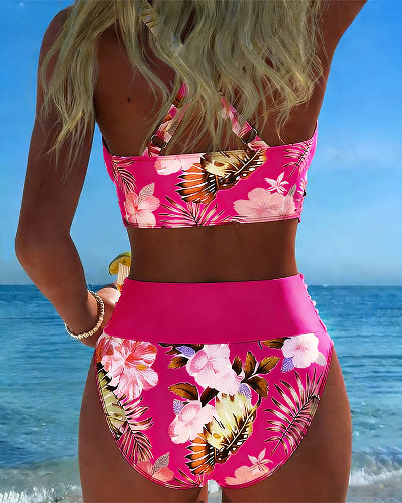 Bikini mit kontrastierendem Blumenmuster und Schlitz von Hanna Hamburg