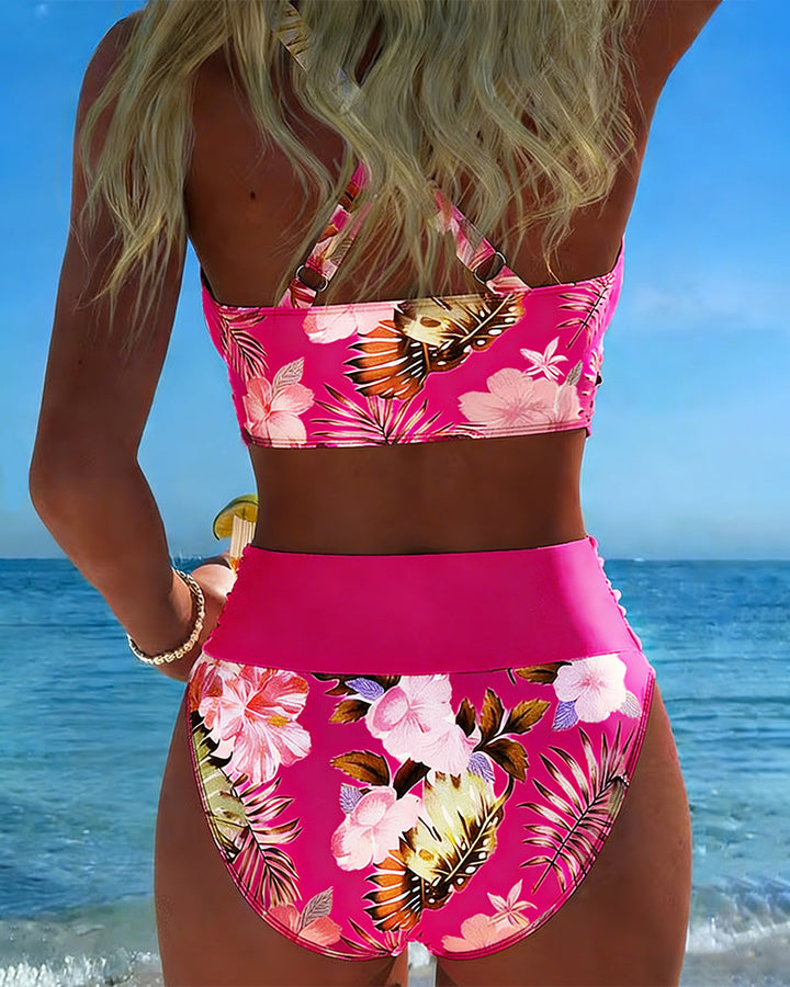 Bikini mit kontrastierendem Blumenmuster und Schlitz von Hanna Hamburg