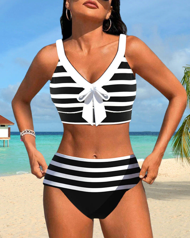 Gestreifter Bikini mit hoher Taille von Hanna Hamburg