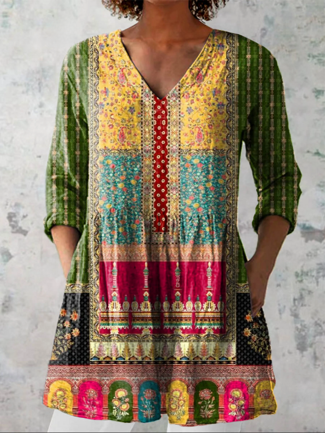Almut, lange Bluse mit V-Ausschnitt in Oliv, Patchwork mit Bordüre in Oliv und Bordeaux, von Hanna Hamburg