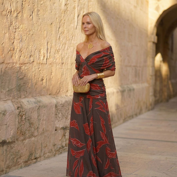 Poppy | Elegantes Kleid mit Blattmuster in Rot von Hanna Hamburg