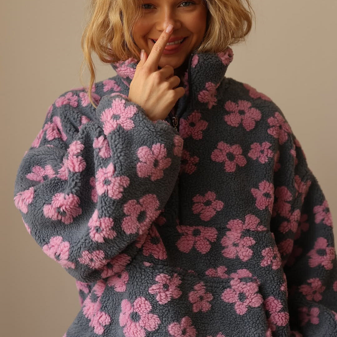 Valerie | Teddyfleece-Pullover mit Blumenmuster von Hanna Hamburg, Pullover für Damen