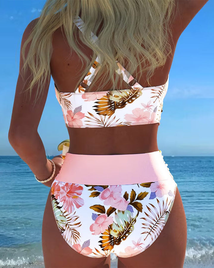 Bikini mit kontrastierendem Blumenmuster und Schlitz von Hanna Hamburg