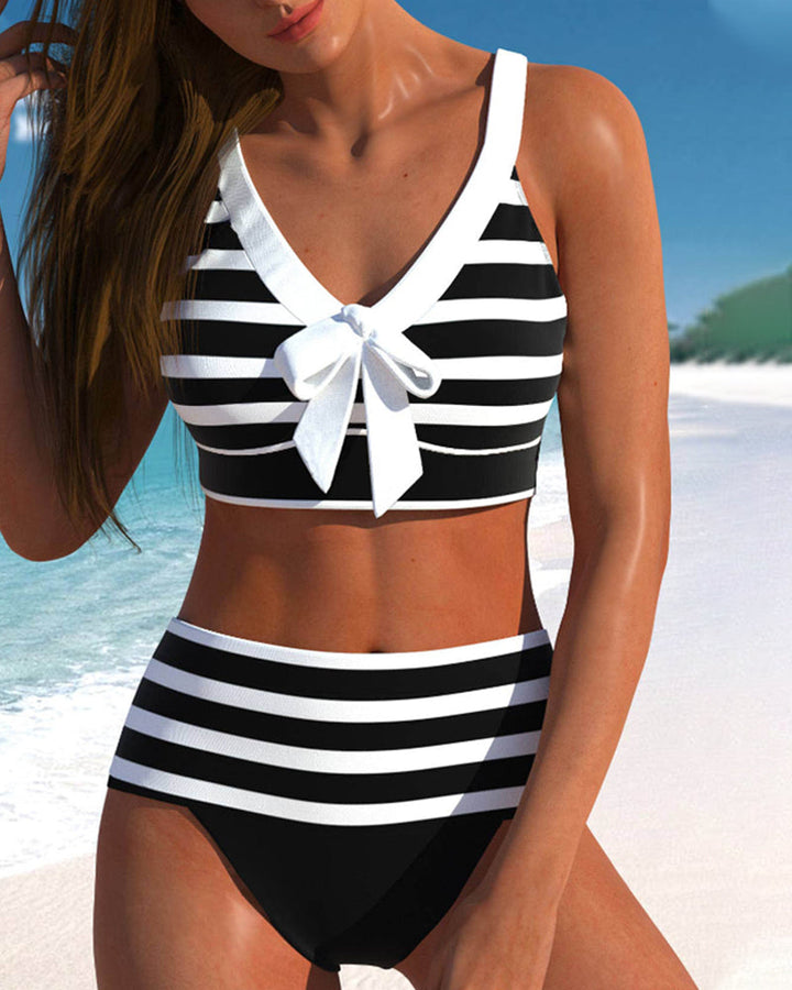 Gestreifter Bikini mit hoher Taille von Hanna Hamburg