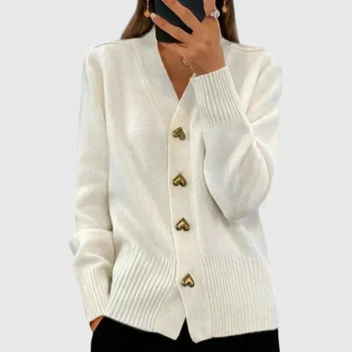 Eleonor | Strickjacke mit Herzknöpfen von Hanna Hamburg, Strickjacke für Damen