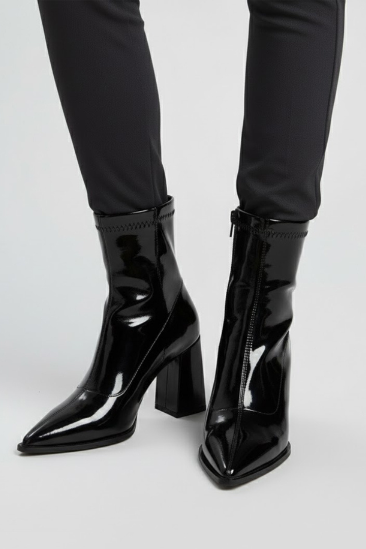 Helma | Lack-Stiefelette mit Blockabsatz