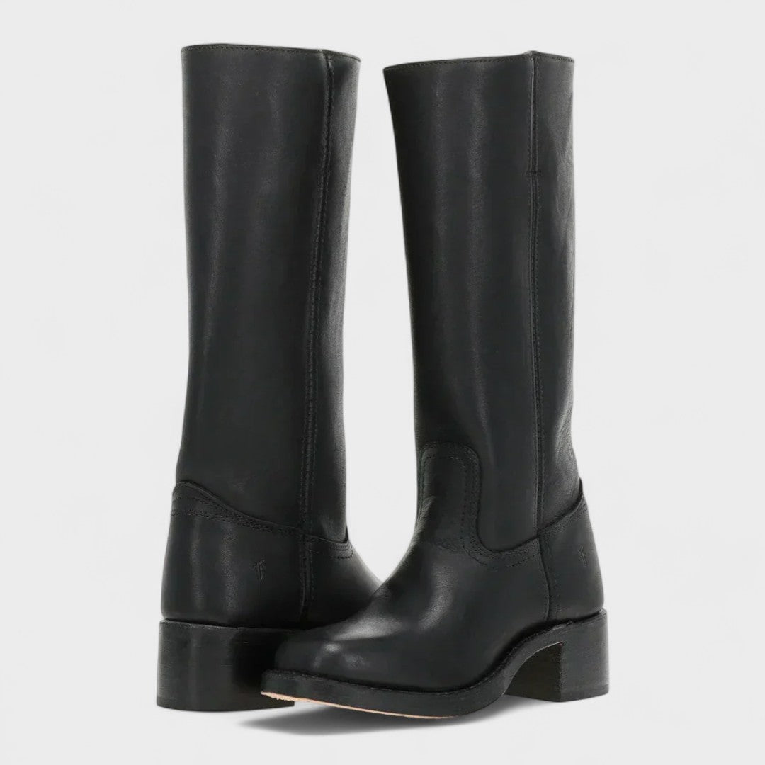 Klassische Reitstiefel mit hohem Schaft