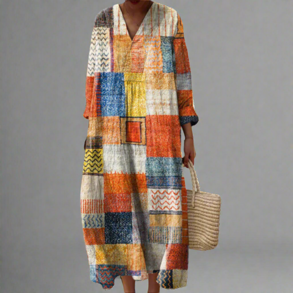 Herlinde, weites geometrisches Sommerkleid in bunten Farben, Karo-Patchwork in bunten Farben, von Hanna Hamburg