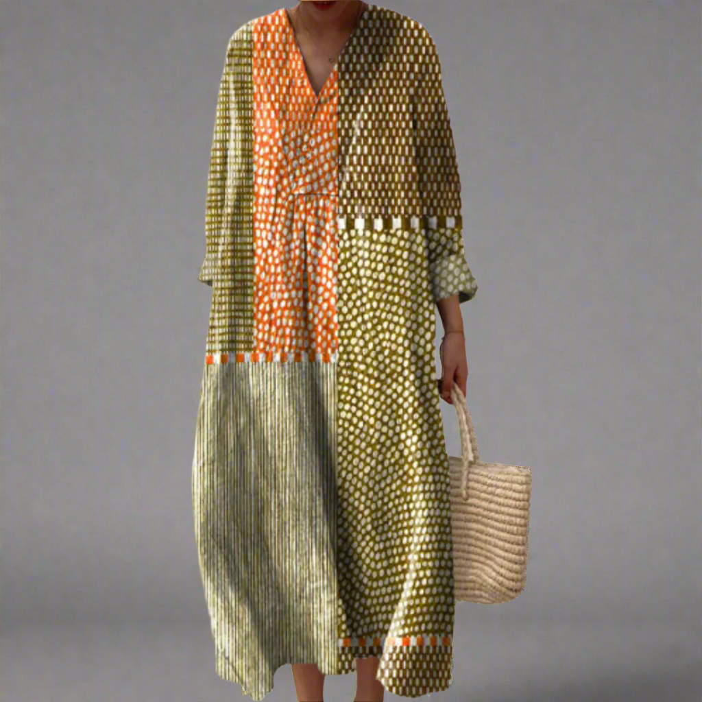 Irmgard, weites geometrisches Sommerkleid in Senfgelb, Gittermuster in Senfgelb und Oliv, von Hanna Hamburg
