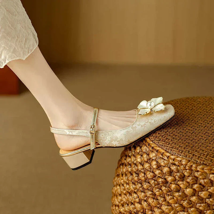 Mathilde | Elegante Damenschuhe mit floralem Detail