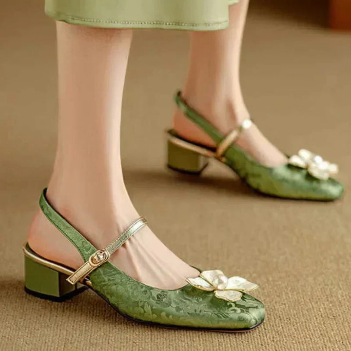 Mathilde | Elegante Damenschuhe mit floralem Detail