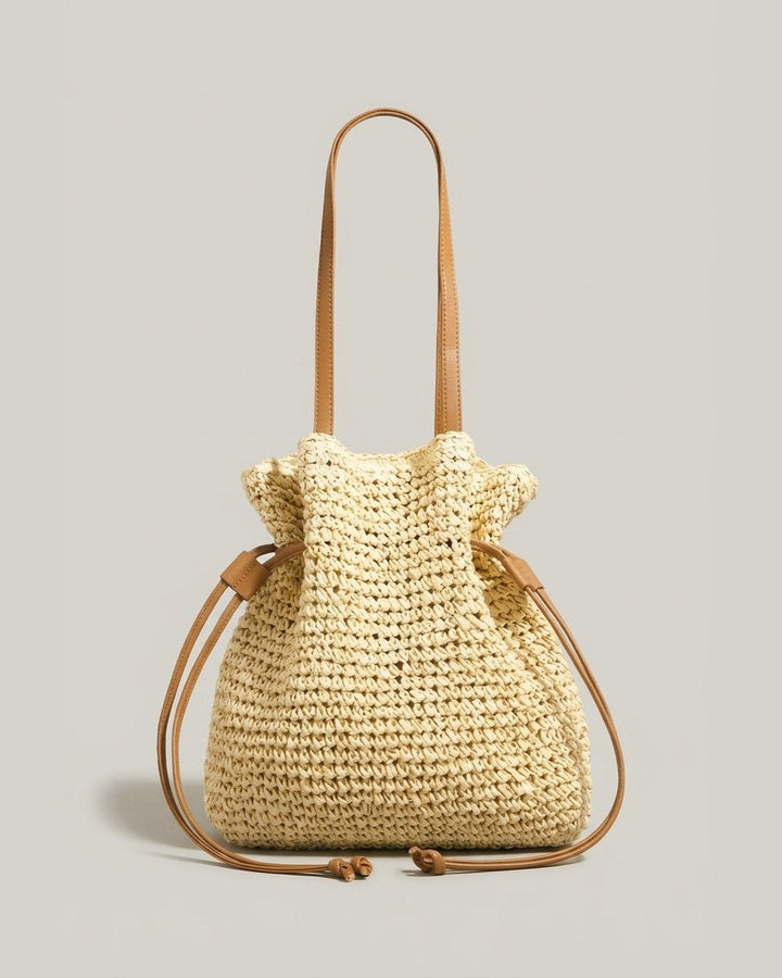 Wiltrud, Beuteltasche aus Strohgeflecht in Creme, von Hanna Hamburg