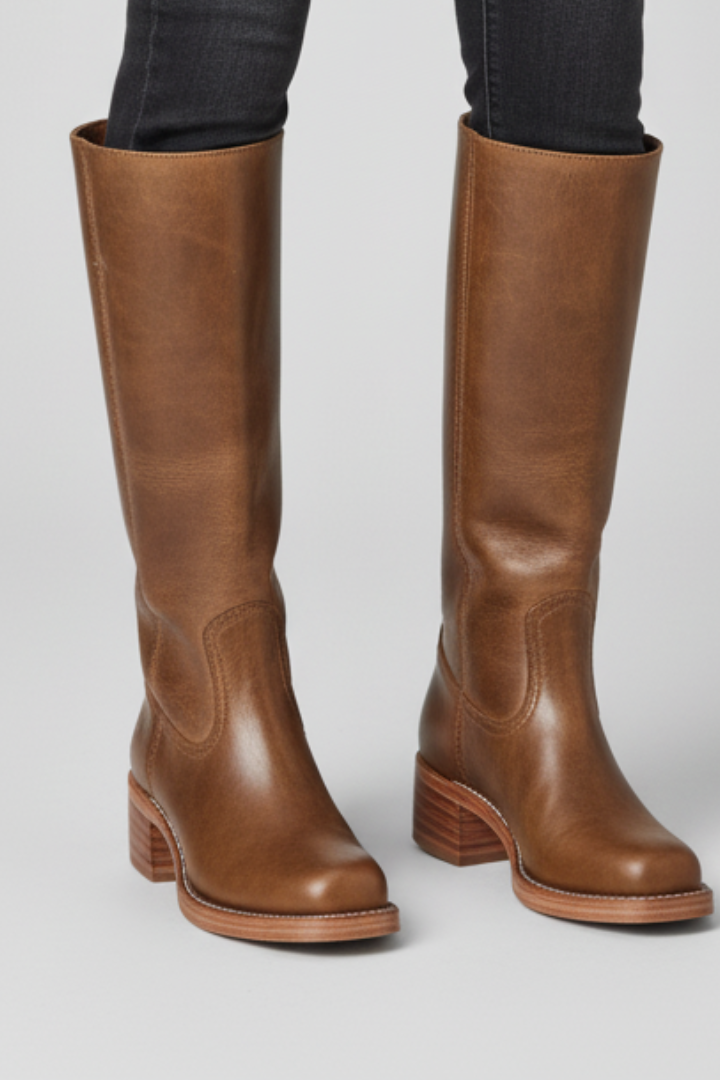 Friederike | Kniehoher Stiefel in Cognac