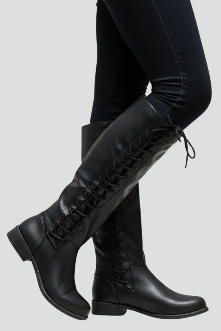 Hilma | Kniehoher Stiefel mit Schnürung hinten