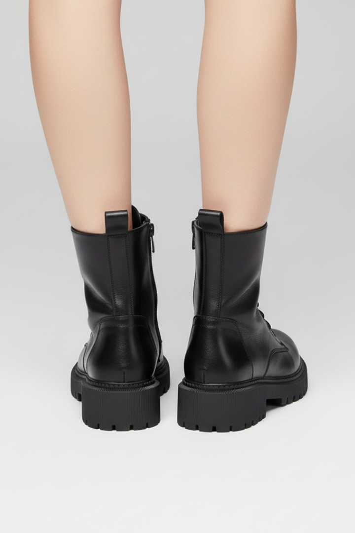 Gerhild | Schnürstiefelette mit grober Sohle