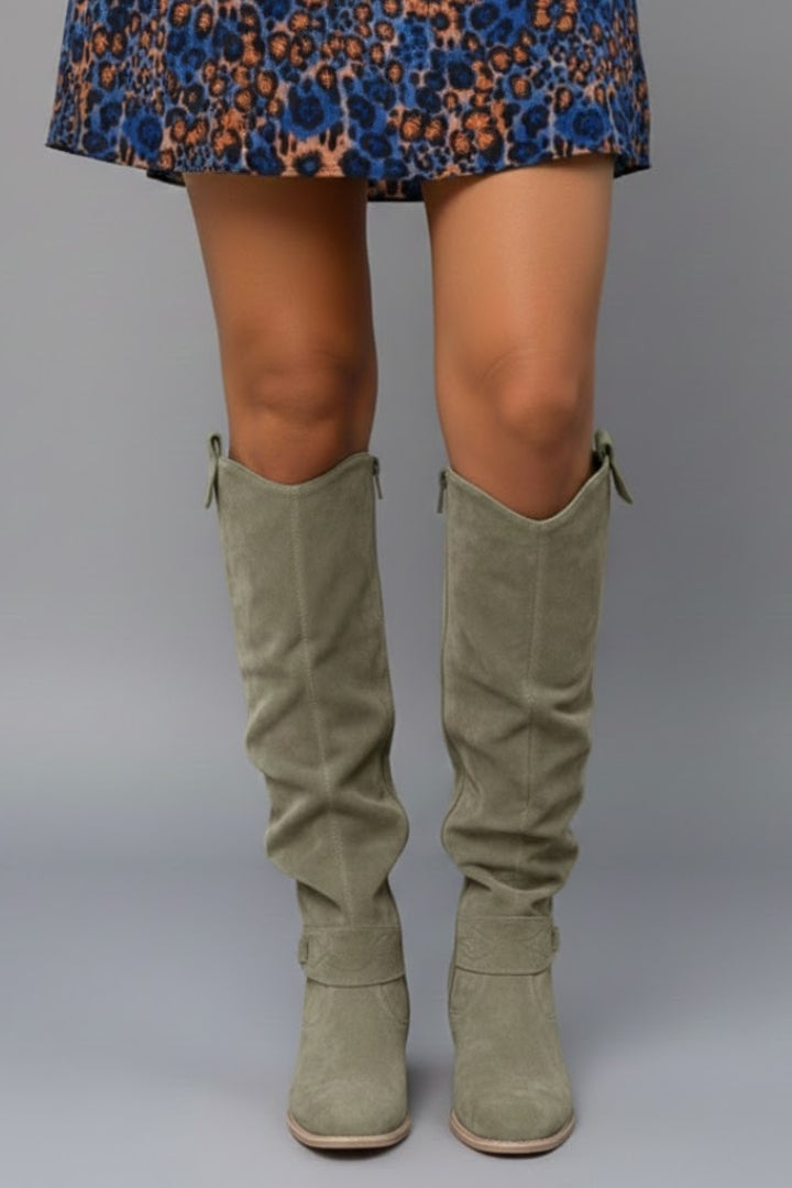 Erna | Overknee-Stiefel in Veloursoptik