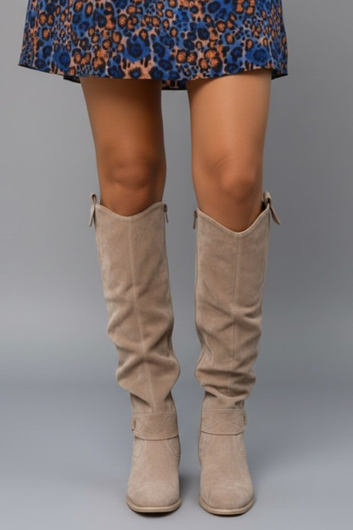 Erna | Overknee-Stiefel in Veloursoptik