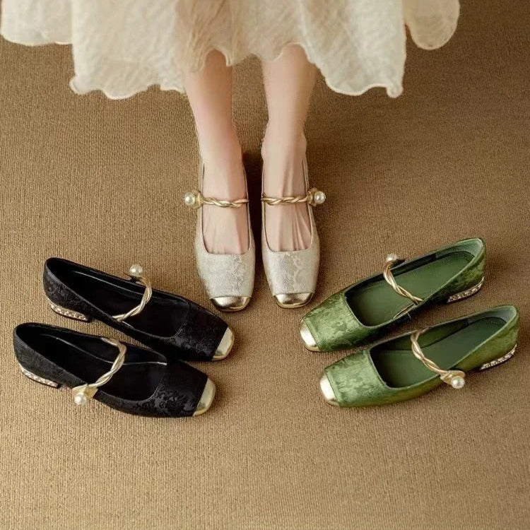 Frieda | Klassische Riemchenschuhe mit elegantem Look