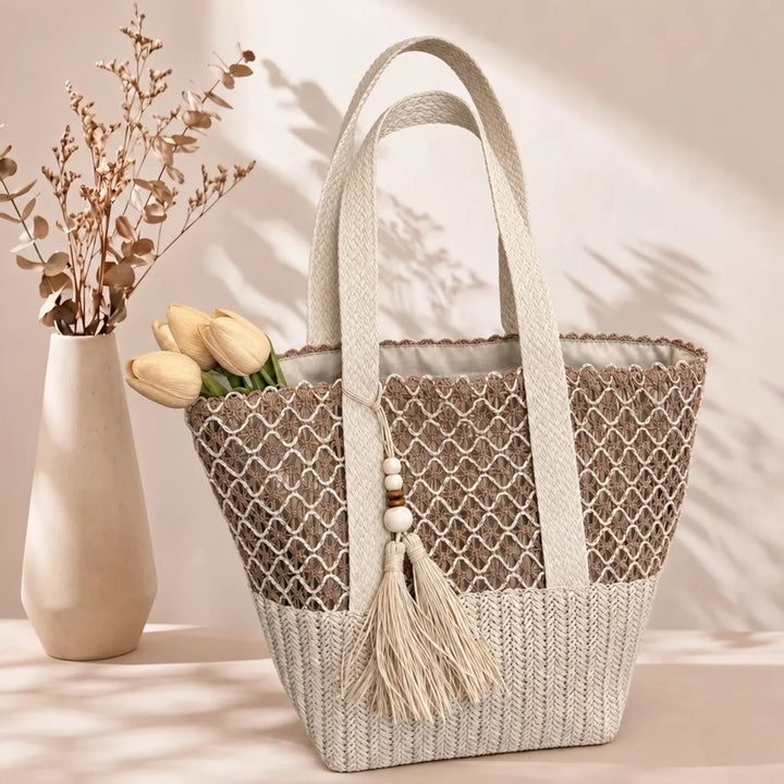 Ottilie, Boho-Schultertasche mit Quaste in Naturweiß & Khaki, von Hanna Hamburg