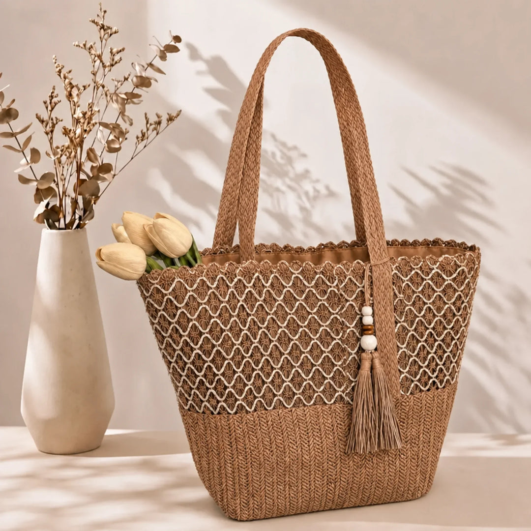 Ottilie, Boho-Schultertasche mit Quaste in Dunkelbraun, von Hanna Hamburg