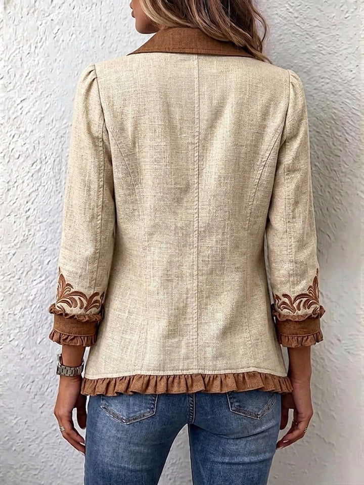 Berta | Blazer in Beige mit Rankenstickerei