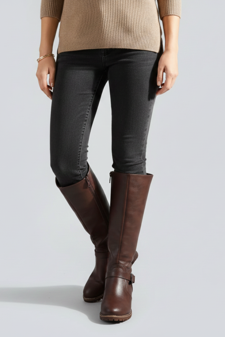 Helmine | Kniehoher Reitstiefel in Cognac